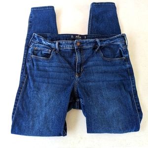 Hollister Mid-Rise Super Skinny Jeans